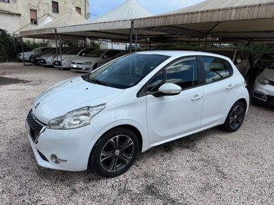 Peugeot 208 HDi 68 CV 5 porte Allure (4)