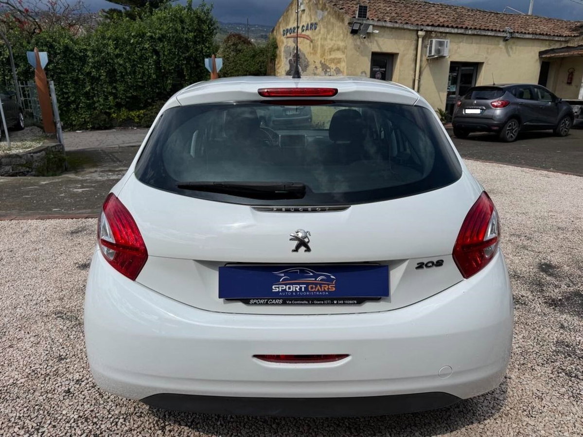 Peugeot 208 HDi 68 CV 5 porte Allure (9)