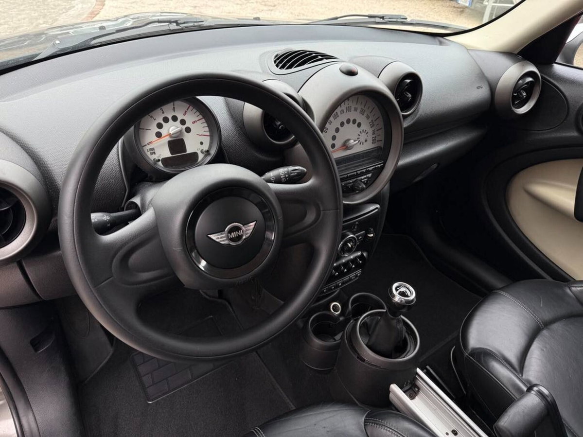 MINI Mini Countryman 1.6 Cooper D Countryman ALL4 (11)