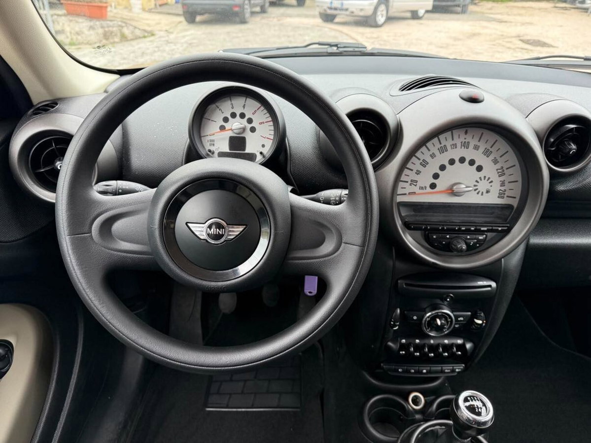 MINI Mini Countryman 1.6 Cooper D Countryman ALL4 (13)