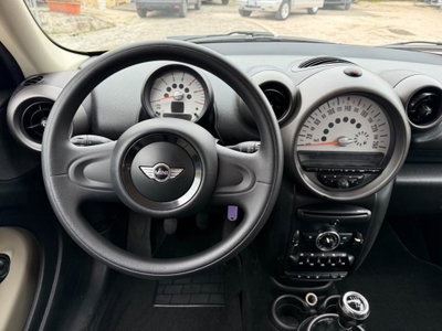 MINI Mini Countryman 1.6 Cooper D Countryman ALL4 (13)