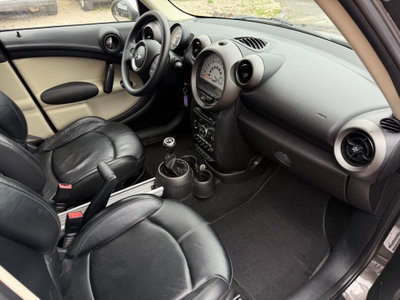 MINI Mini Countryman 1.6 Cooper D Countryman ALL4 (16)