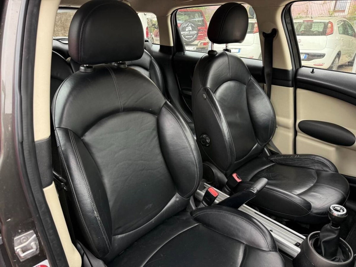 MINI Mini Countryman 1.6 Cooper D Countryman ALL4 (17)