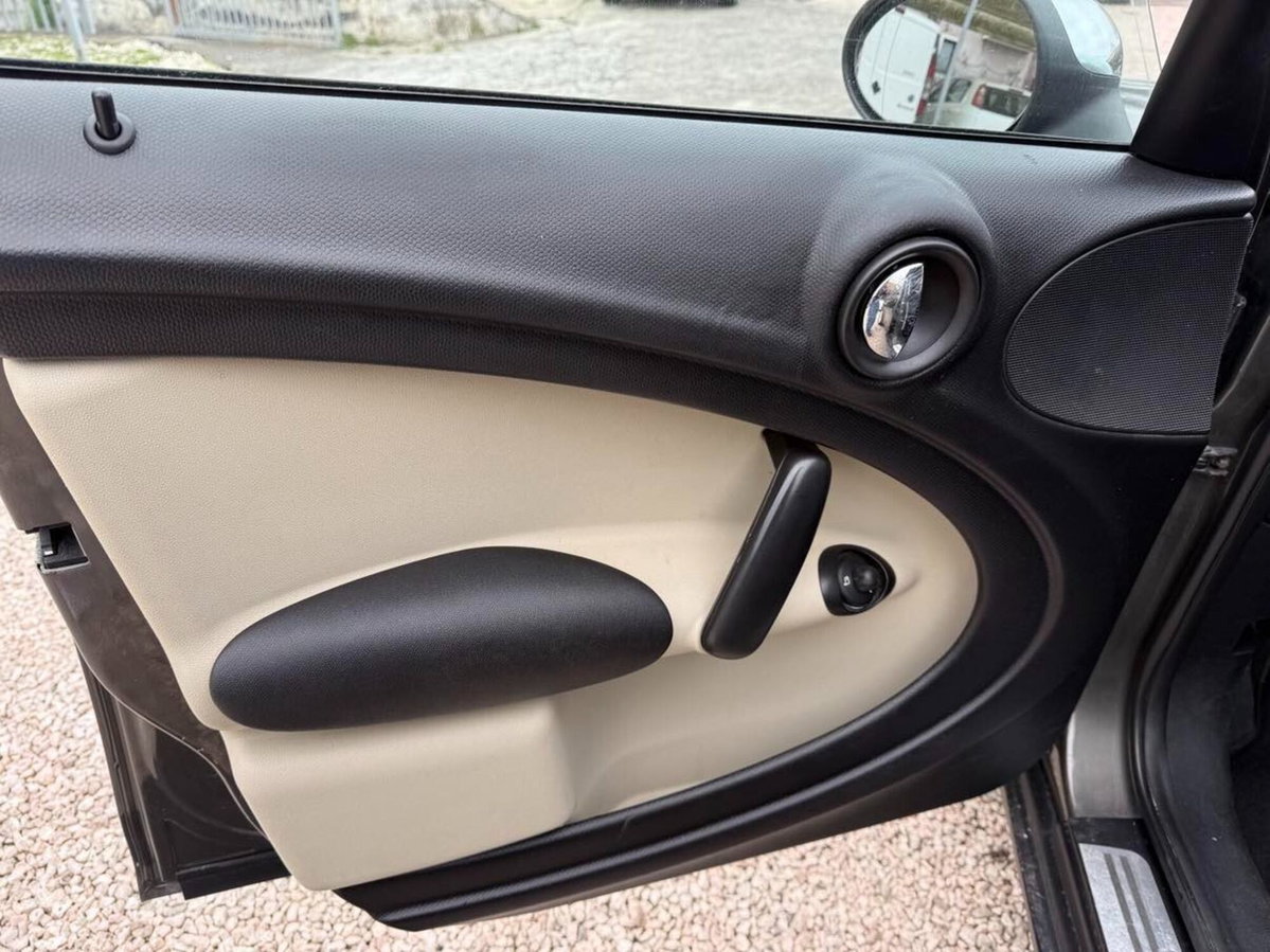 MINI Mini Countryman 1.6 Cooper D Countryman ALL4 (20)
