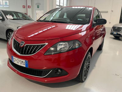 Lancia Ypsilon 1.0 FireFly 5 porte S&S Hybrid Gold Plus usata