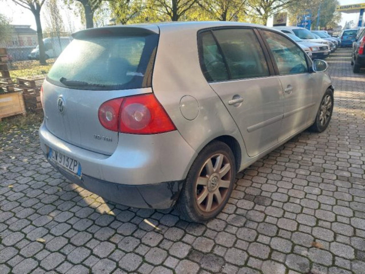 Volkswagen Golf 2.0 16V TDI 5p. Comfortline (3)