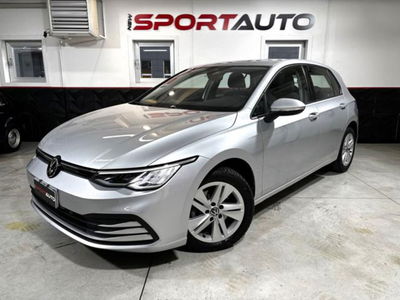 Volkswagen Golf Variant 2.0 TDI SCR DSG Style usata
