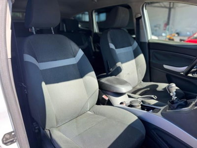 Ford Kuga 2.0 TDCi 140 CV 2WD Titanium DPF (10)