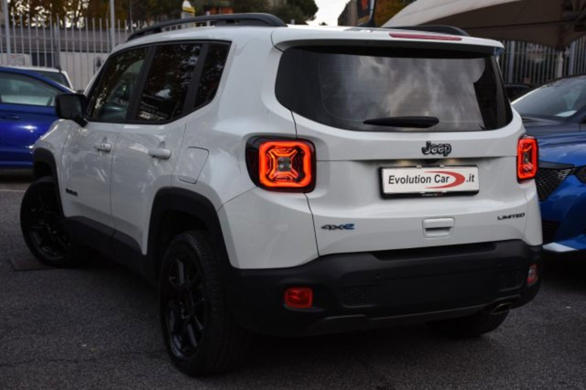 Jeep Renegade 1.3 T4 190CV PHEV 4xe AT6 Limited (4)