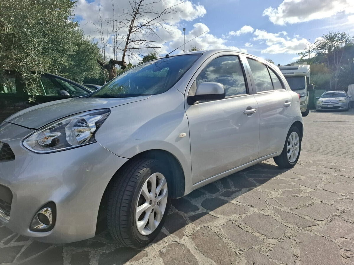Nissan Micra 1.2 12V 5 porte Tekna (2)
