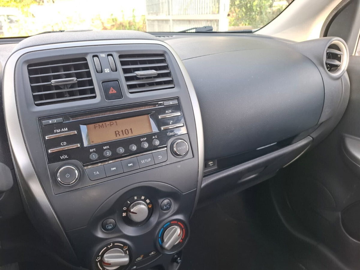Nissan Micra 1.2 12V 5 porte Tekna (5)
