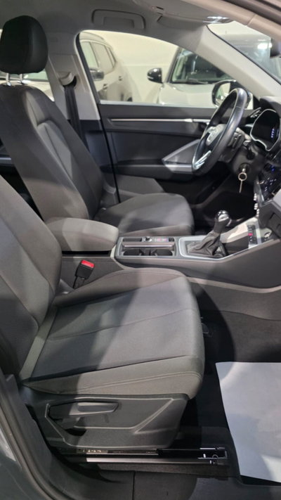 Audi Q3 Sportback 35 TDI quattro S tronic Business Plus (15)