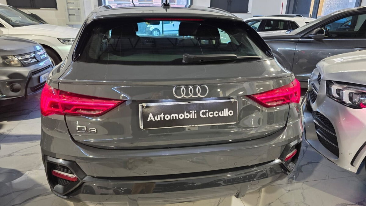 Audi Q3 Sportback 35 TDI quattro S tronic Business Plus (8)