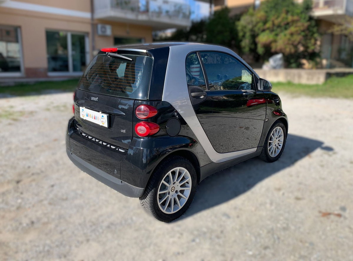 smart Fortwo 800 33 kW coupé passion cdi (6)