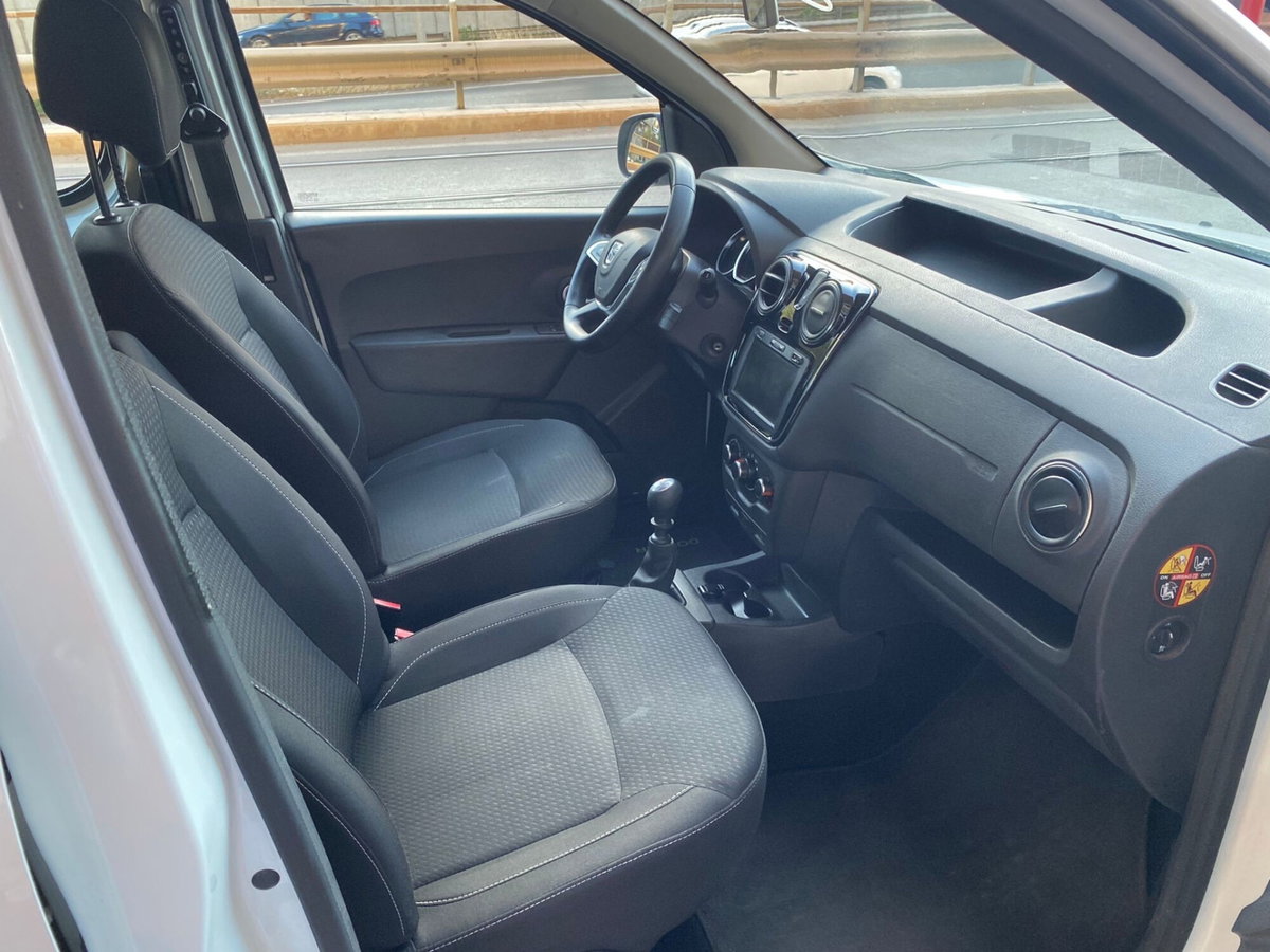 Dacia Dokker 1.5 Blue dCi 8V 95CV Comfort (8)