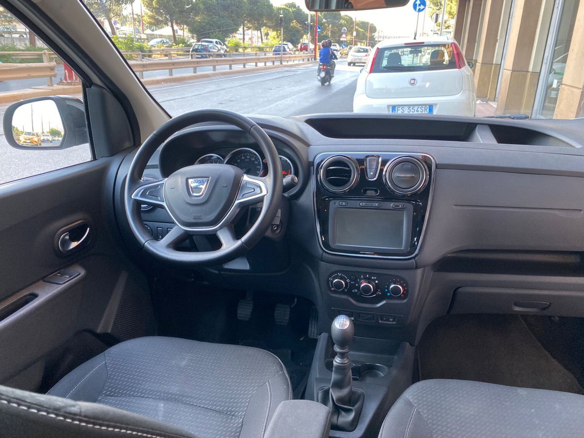 Dacia Dokker 1.5 Blue dCi 8V 95CV Comfort (9)