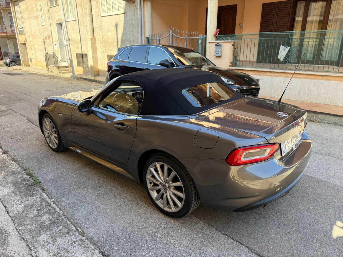 Fiat 124 spider 124 spider 1.4 MultiAir (3)