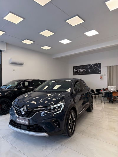 Renault Captur 1.0 tce Techno 90cv usata
