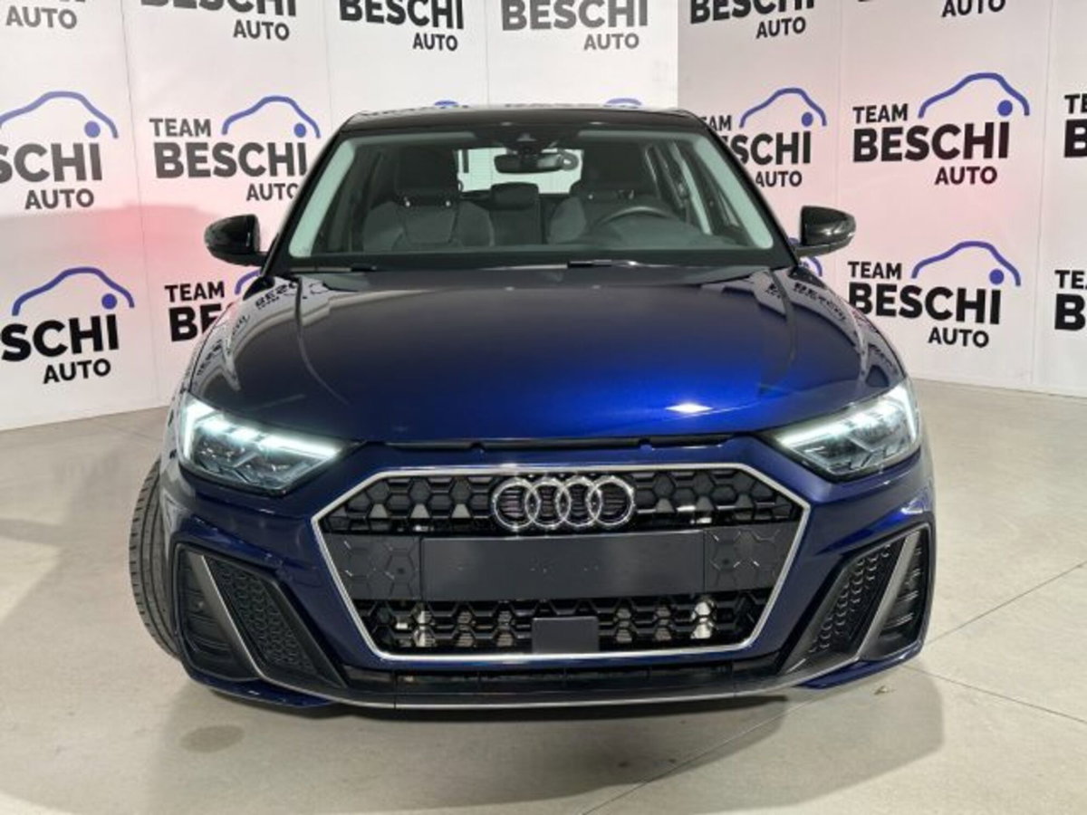 Audi A1 Sportback 30 1.0 tfsi S Line Edition 116cv s-tronic (4)