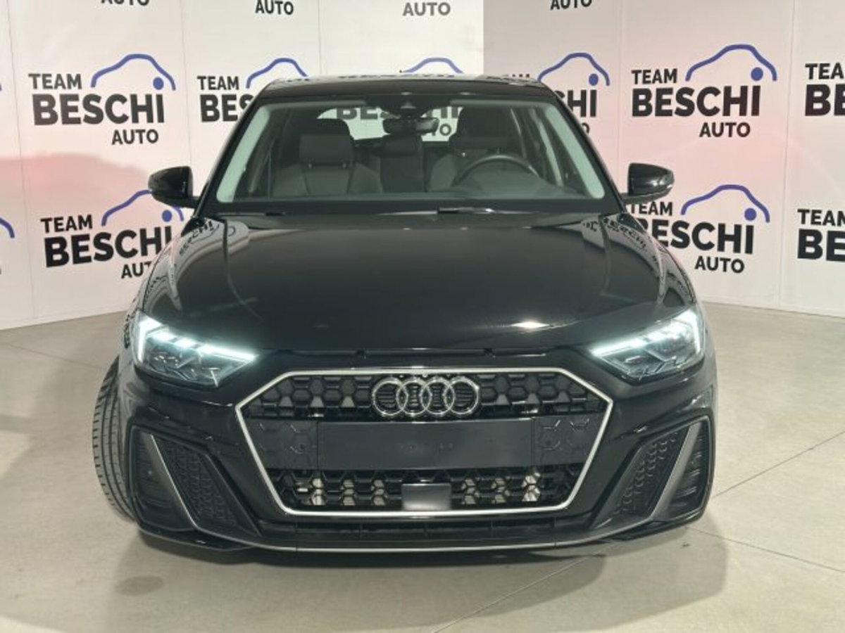 Audi A1 Sportback 30 1.0 tfsi S Line Edition 116cv s-tronic (3)