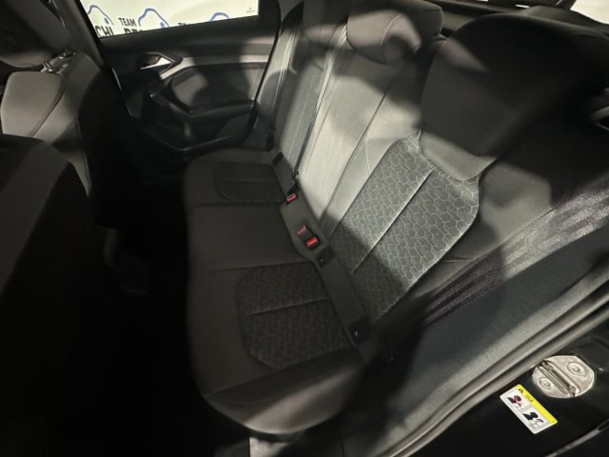 Audi A1 Sportback 30 1.0 tfsi S Line Edition 116cv s-tronic (8)