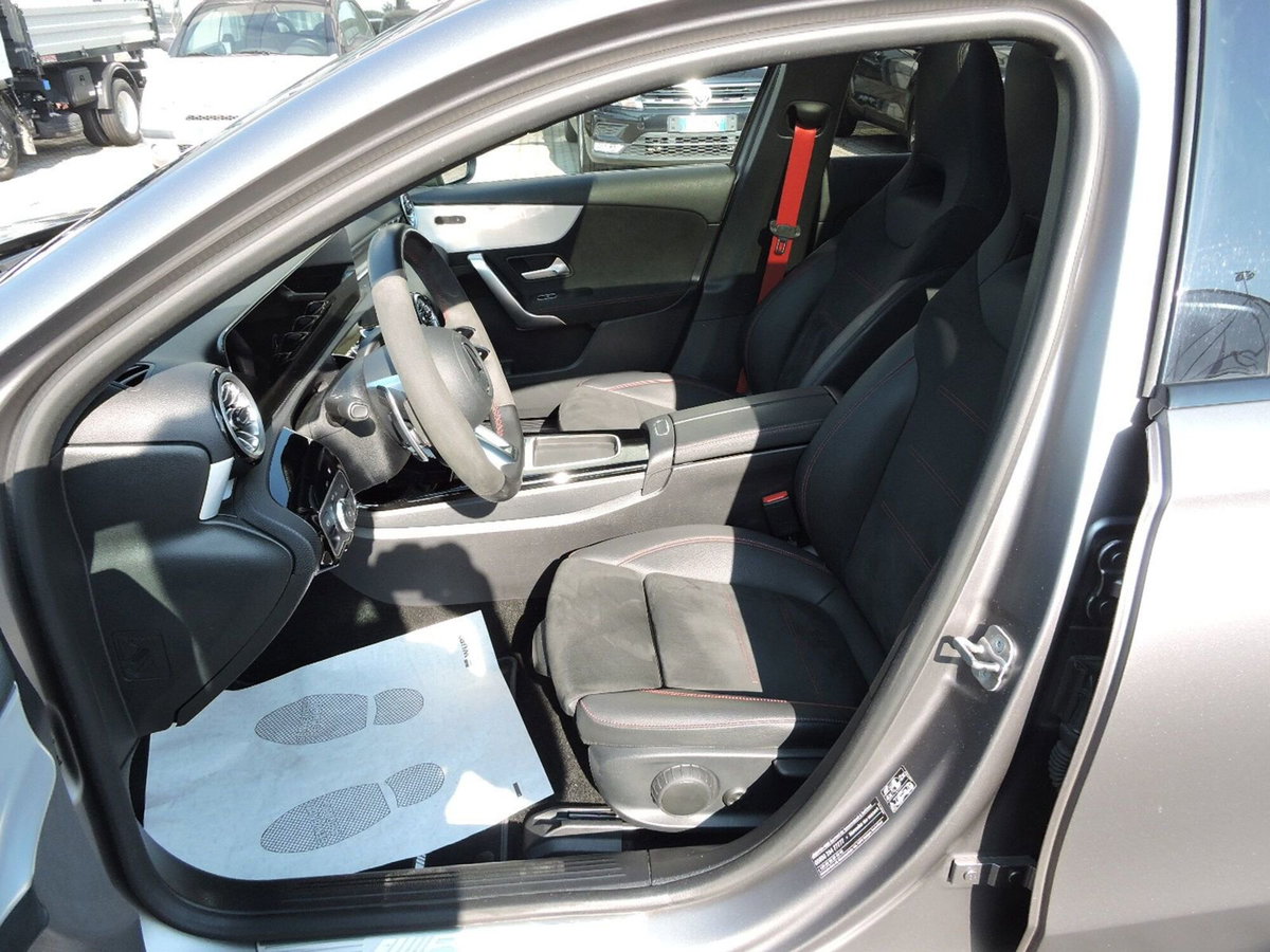 Mercedes-Benz Classe A 45S AMG 4Matic+ (11)