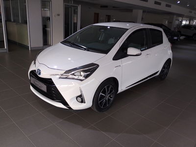 Toyota Yaris 1.5 Hybrid 5 porte Premiere usata