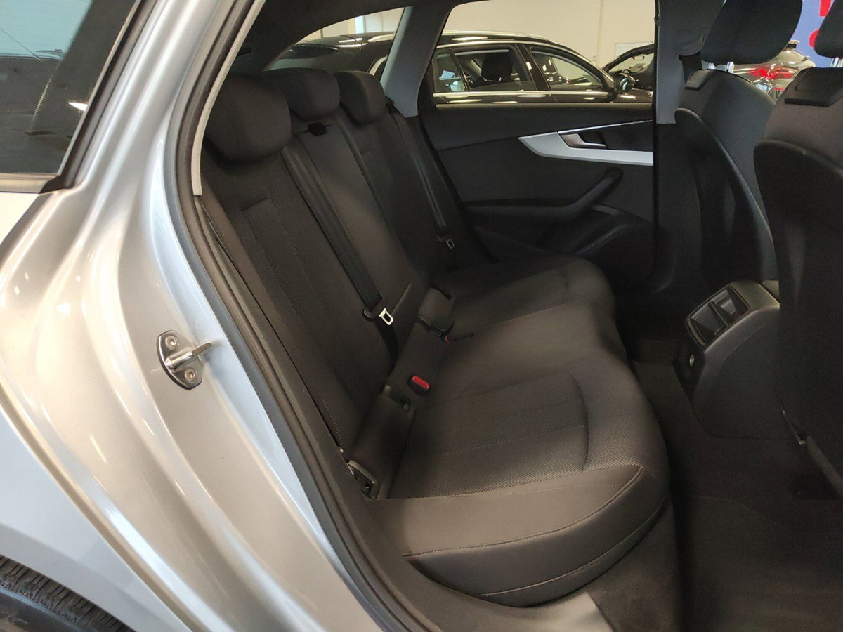 Audi A4 Avant 40 TDI S tronic Business (7)