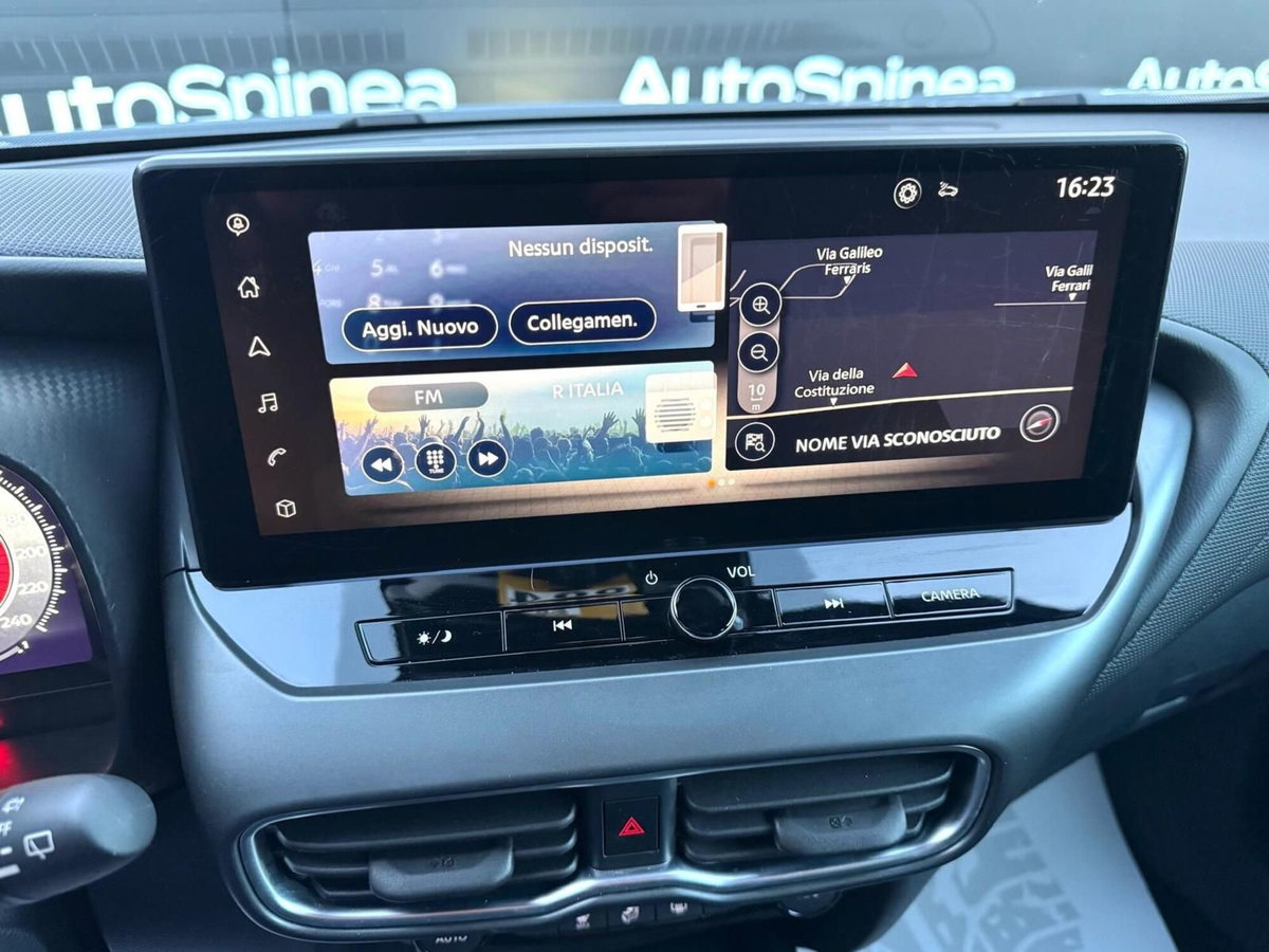 Nissan Juke 1.0 dig-t N-Connecta 114cv (11)