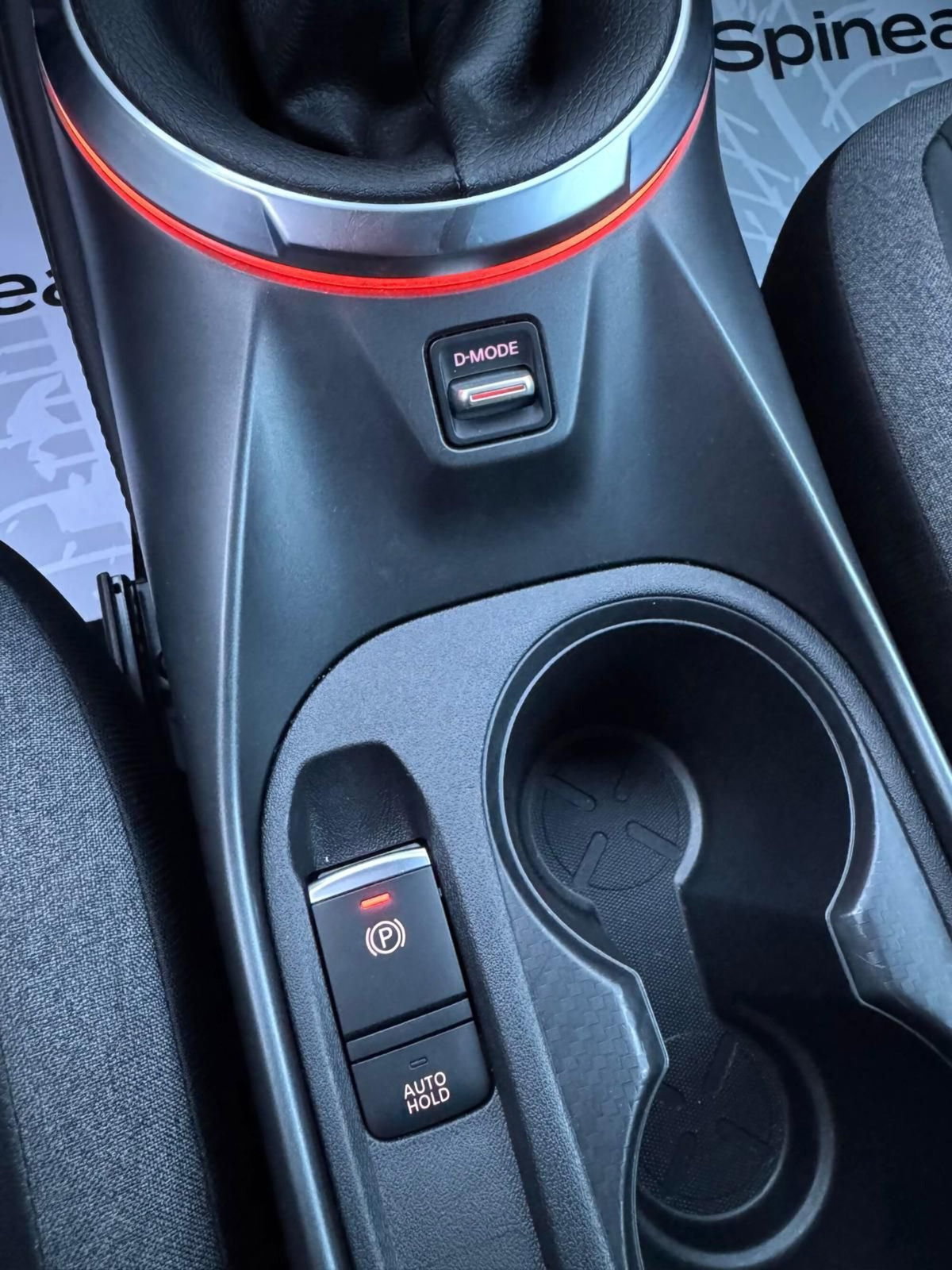 Nissan Juke 1.0 dig-t N-Connecta 114cv (12)