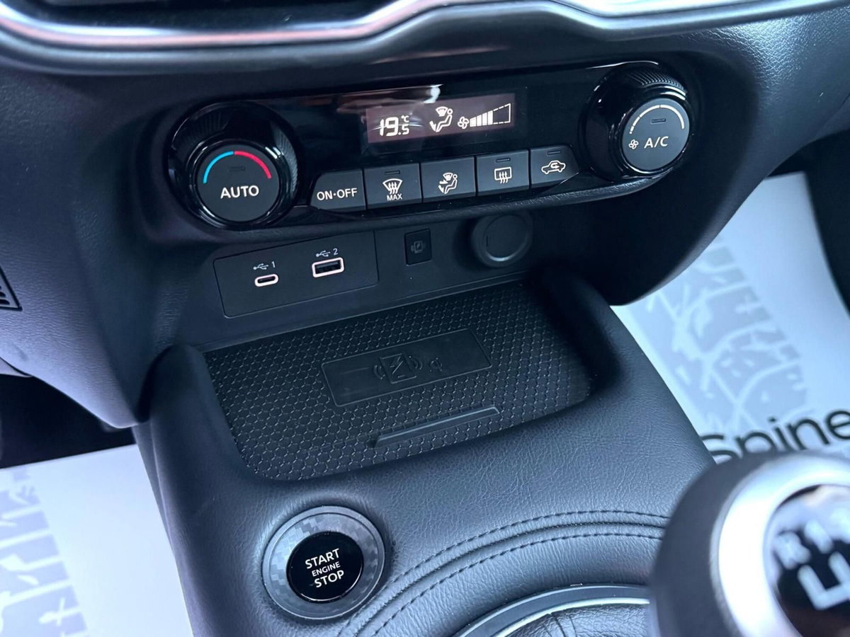 Nissan Juke 1.0 dig-t N-Connecta 114cv (17)