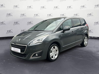 Peugeot 5008 1.6 HDi 115CV Allure usata