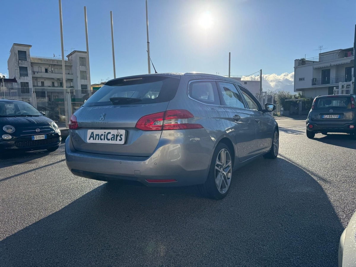 Peugeot 308 SW BlueHDi 120 S&S Allure (17)