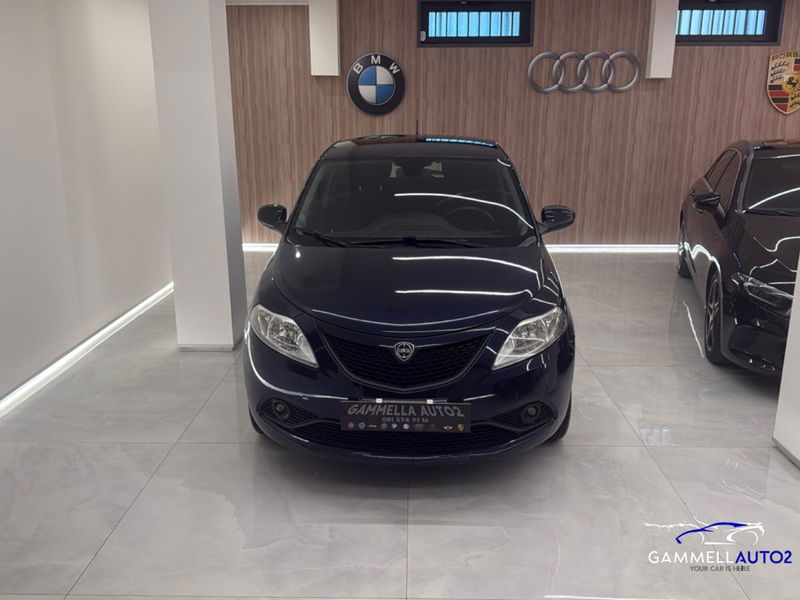Lancia Ypsilon 1.2 69 CV 5 porte GPL Ecochic Alberta Ferretti