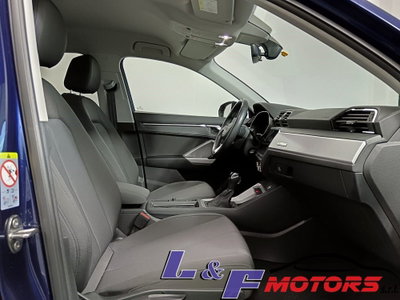 Audi Q3 35 TDI Business (17)