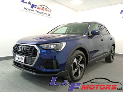 Audi Q3 35 TDI Business (2)