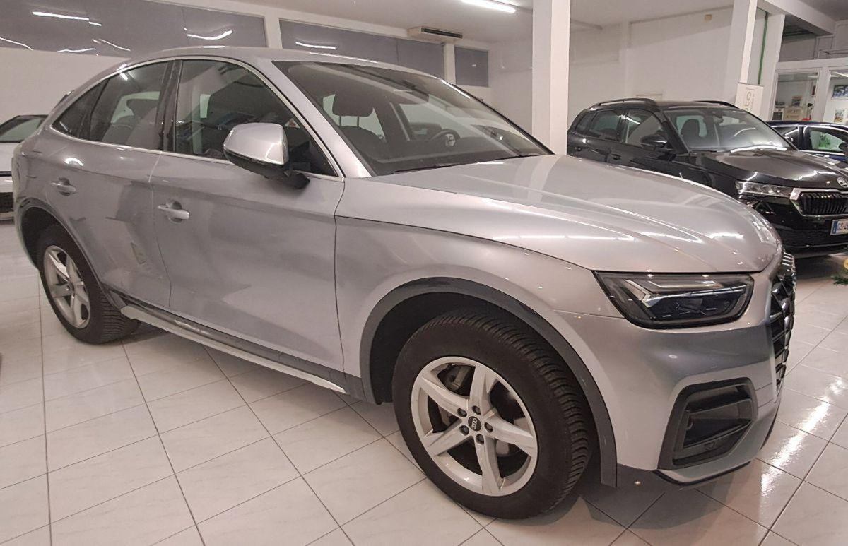 Audi Q5 Sportback Sportback 40 2.0 tdi mhev 12V quattro s-tronic (2)
