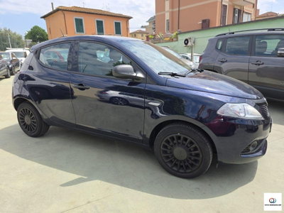 Lancia Ypsilon 1.0 FireFly 5 porte S&S Hybrid Silver Plus (3)