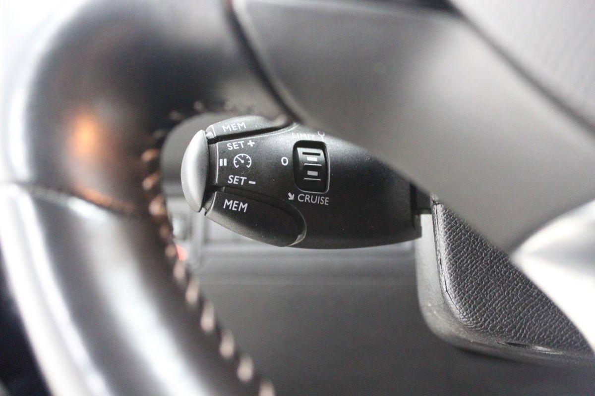 Peugeot 308 SW BlueHDi 130 S&S EAT6 Business (18)