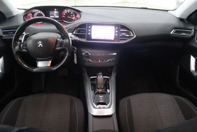 Peugeot 308 SW BlueHDi 130 S&S EAT6 Business (7)