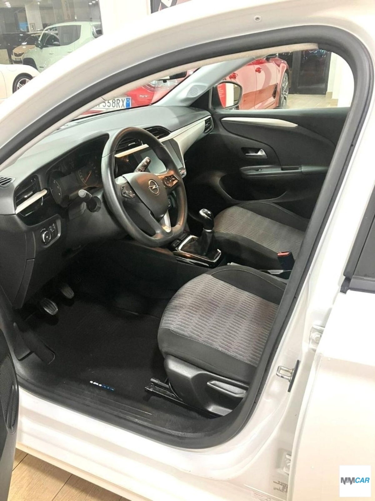 Opel Corsa 1.2 Edition (12)
