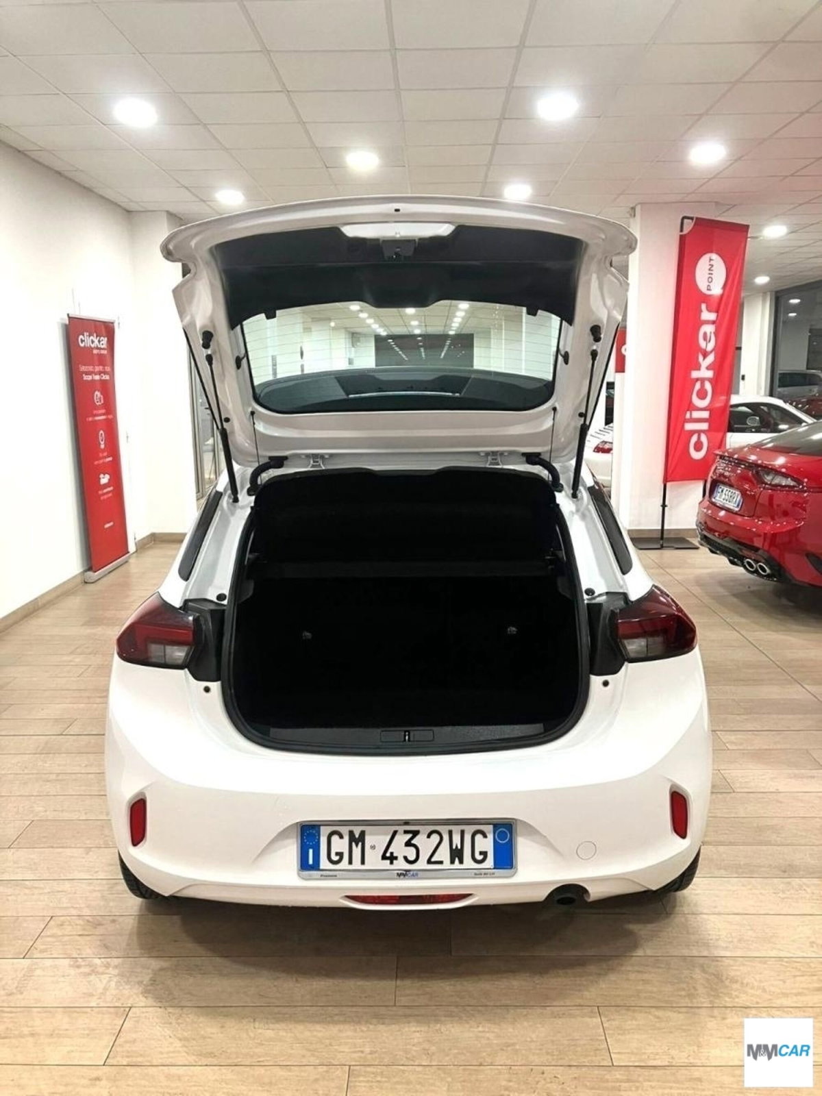 Opel Corsa 1.2 Edition (16)