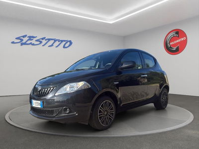 Lancia Ypsilon 1.0 FireFly 5 porte S&S Hybrid Ecochic Gold usata