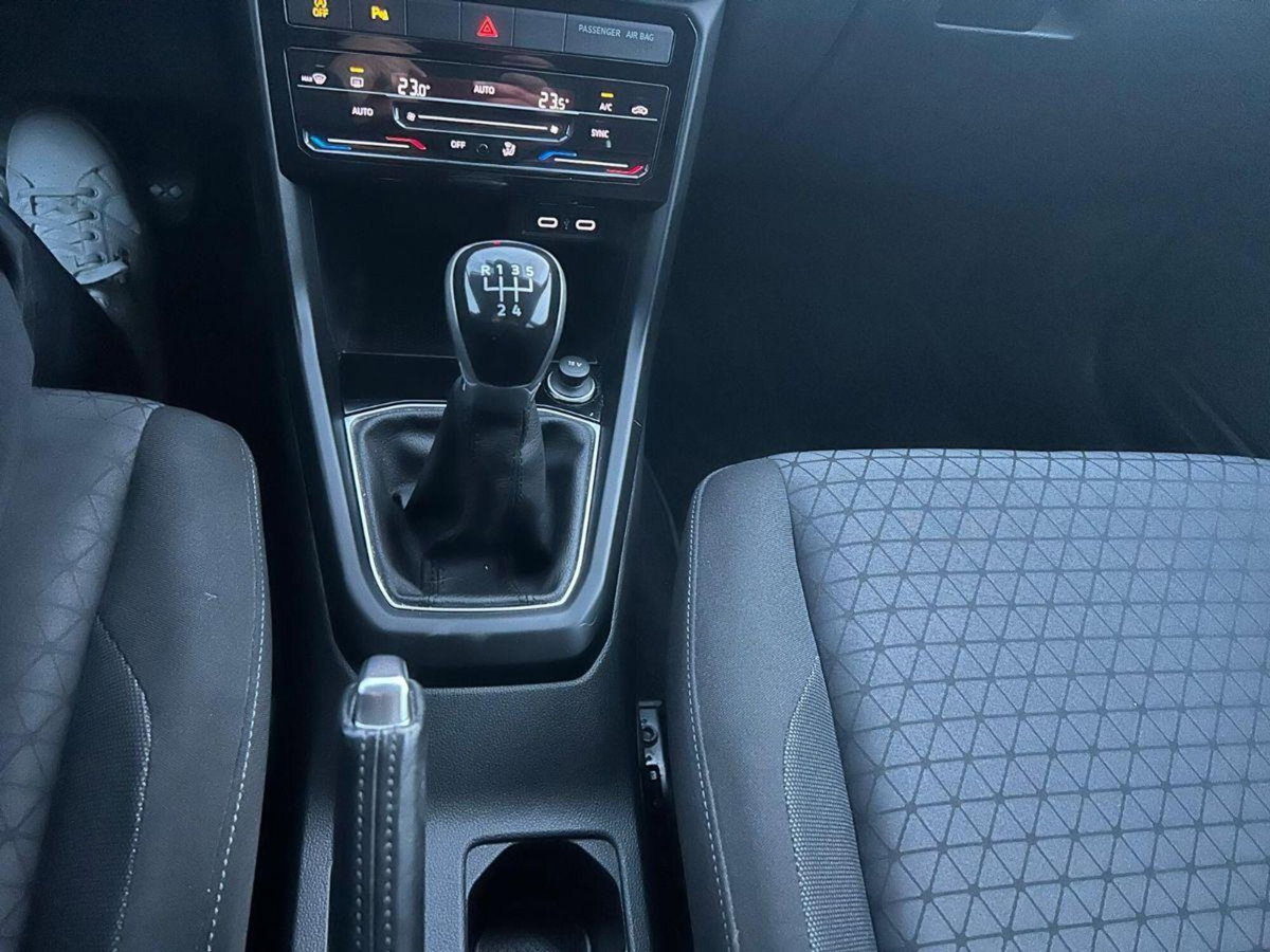 Volkswagen T-Cross 1.0 TSI Sport (14)