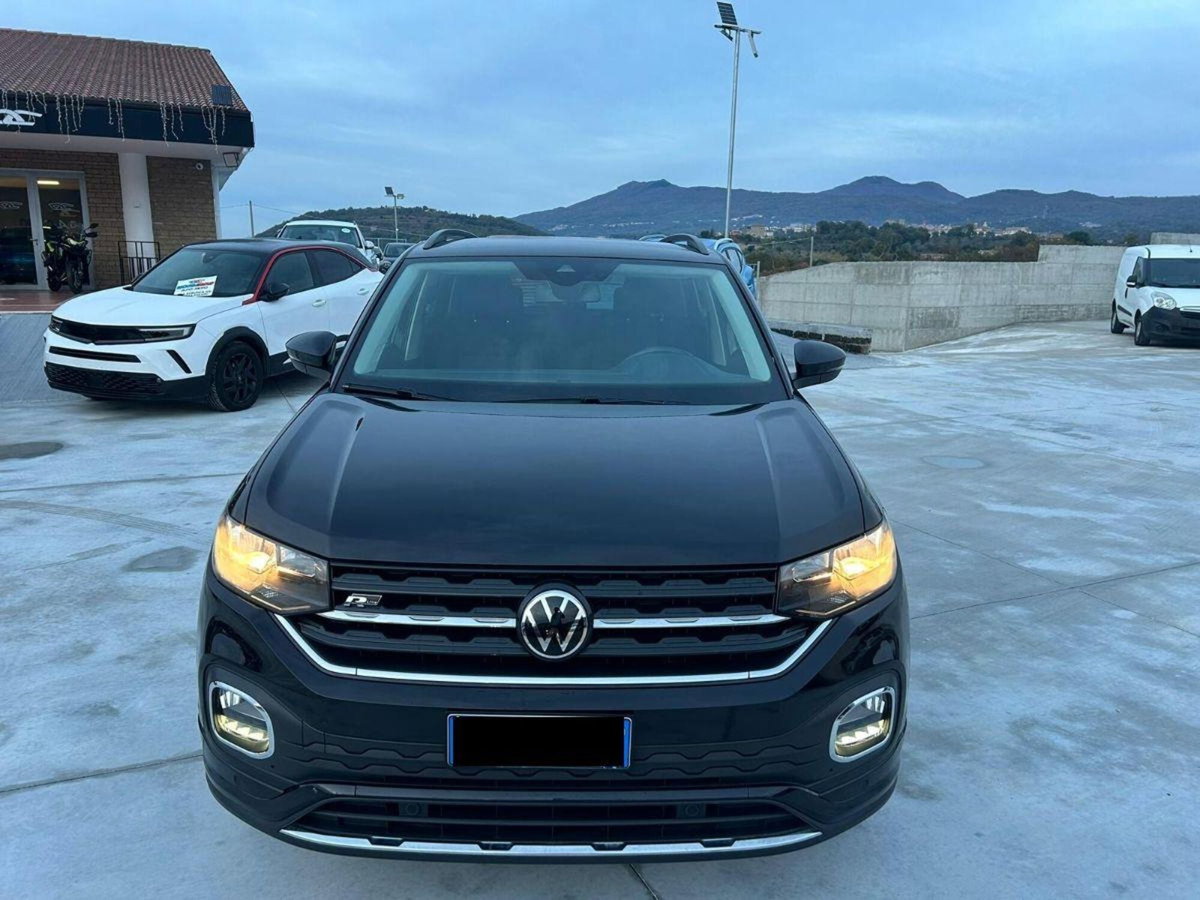Volkswagen T-Cross 1.0 TSI Sport (2)