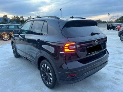 Volkswagen T-Cross 1.0 TSI Sport (4)