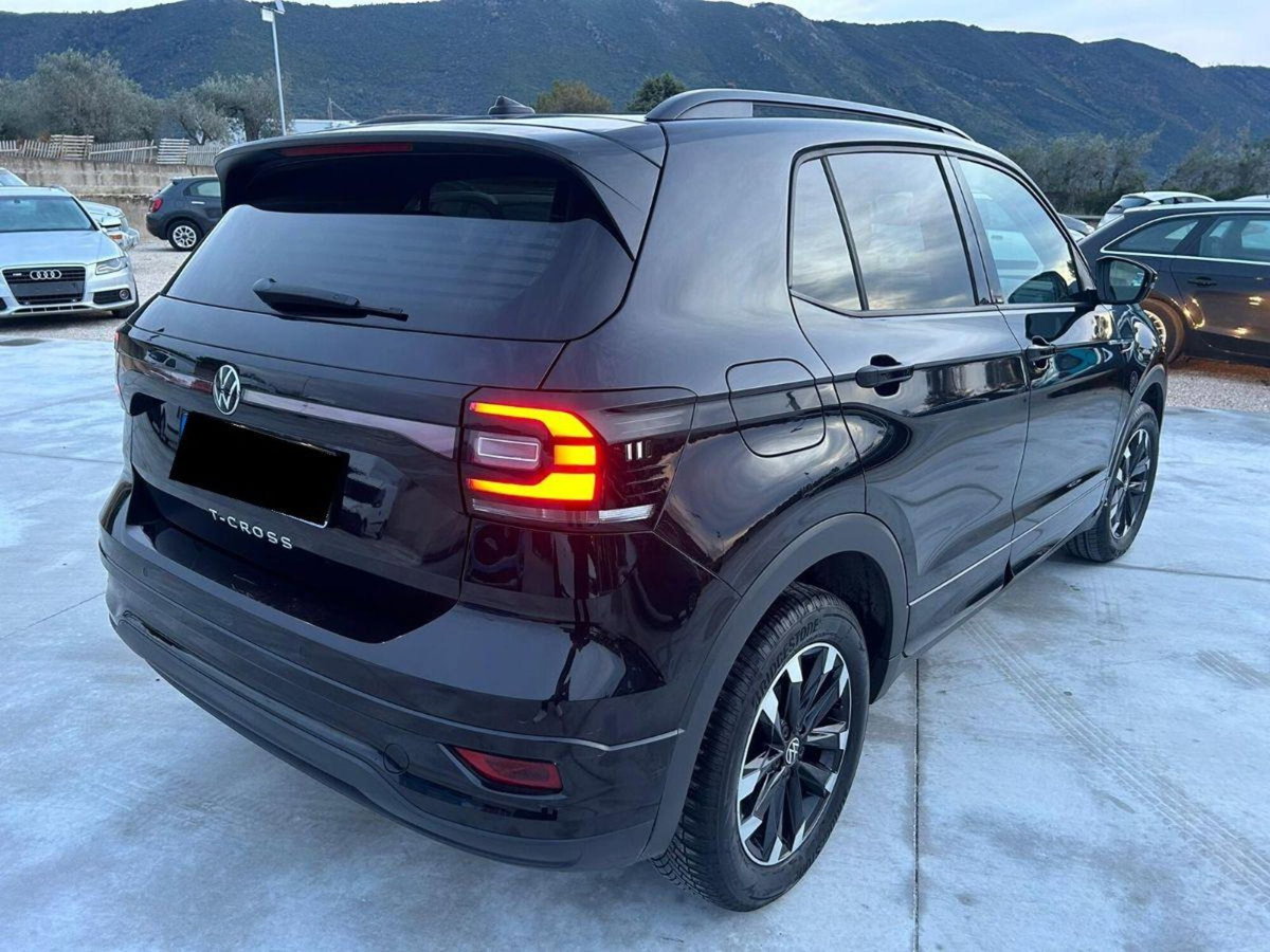 Volkswagen T-Cross 1.0 TSI Sport (5)