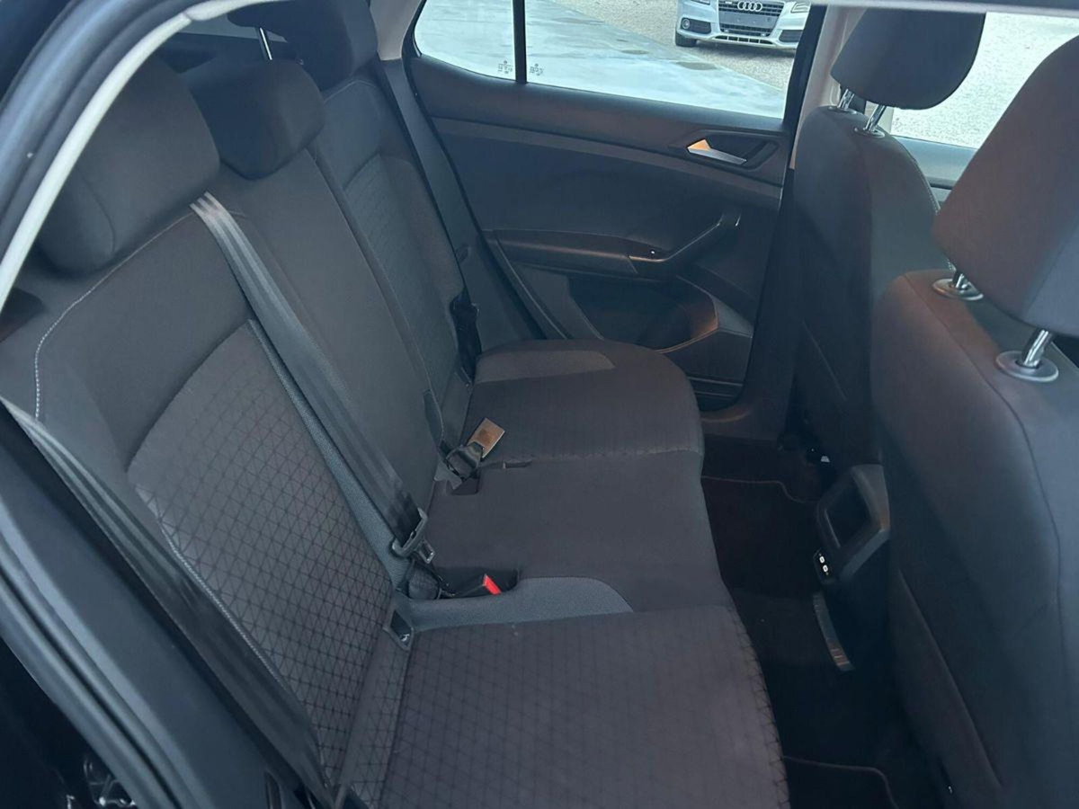 Volkswagen T-Cross 1.0 TSI Sport (6)
