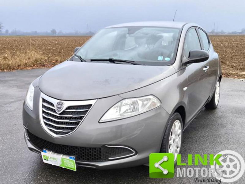 Lancia Ypsilon 1.2 69 CV 5 porte GPL Ecochic Alberta Ferretti