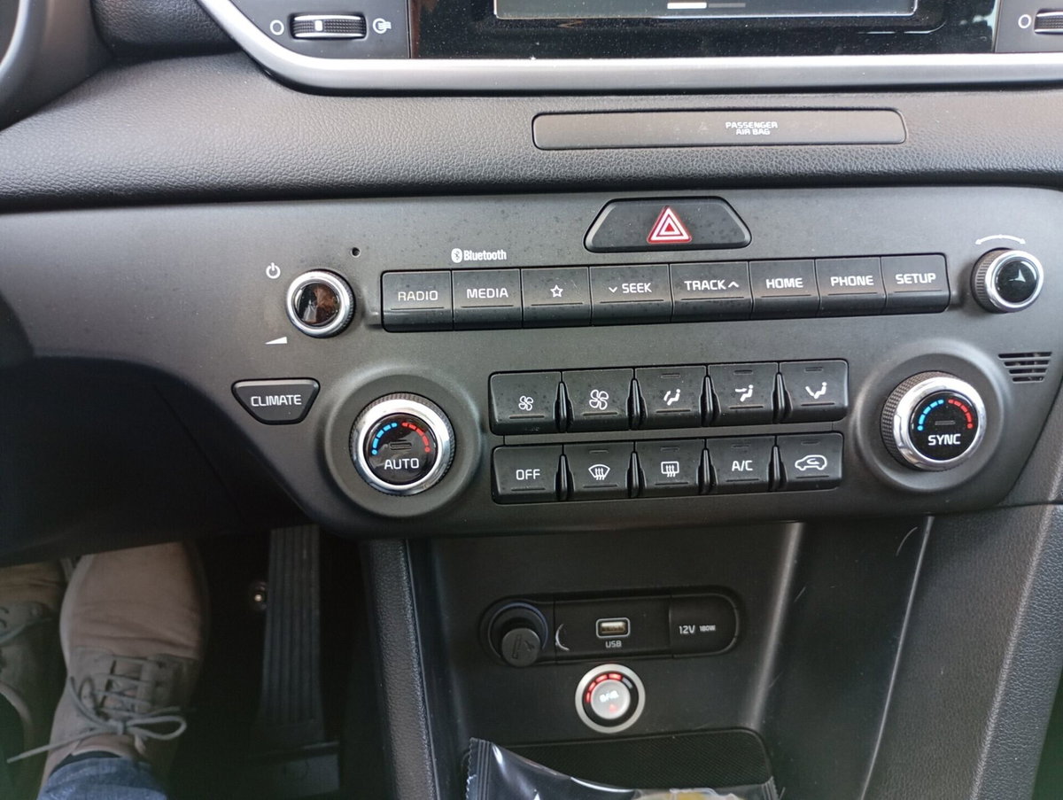 Kia Sportage 1.6 ECOGPL 2WD Business Class (9)
